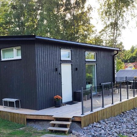 Cabin In The Woods, Close To Lake Maelaren Eskilstuna Buitenkant foto