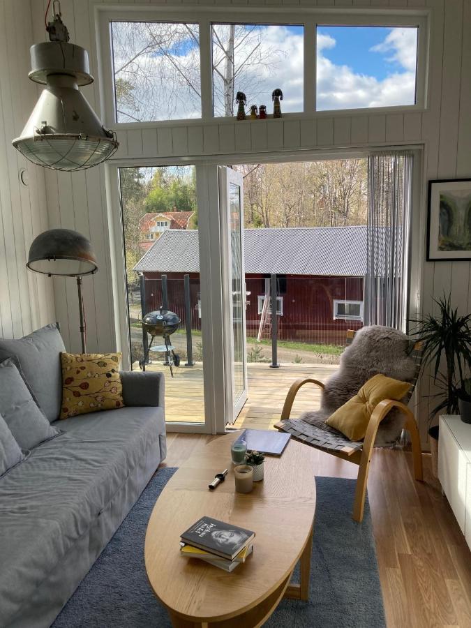 Cabin In The Woods, Close To Lake Maelaren Eskilstuna Buitenkant foto